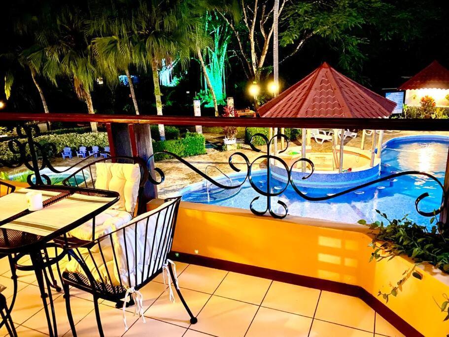 Lovely 2-Bdroom Condo In Laguna Eco Village Resort 奎波斯城 外观 照片