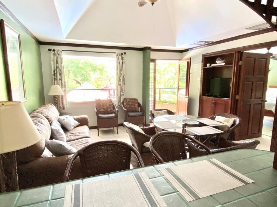 Lovely 2-Bdroom Condo In Laguna Eco Village Resort 奎波斯城 外观 照片