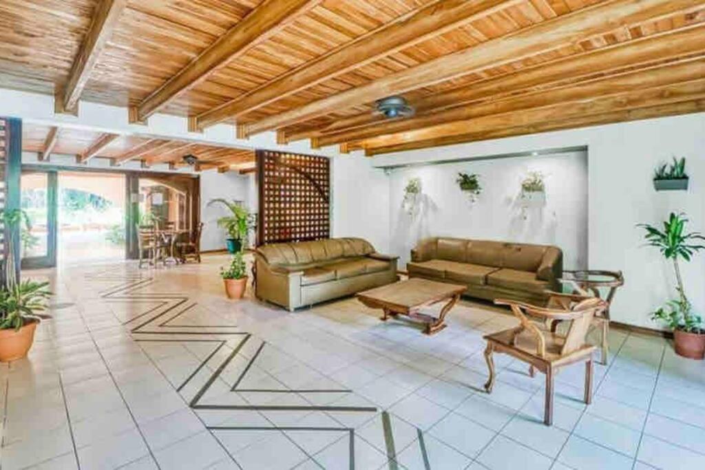 Lovely 2-Bdroom Condo In Laguna Eco Village Resort 奎波斯城 外观 照片